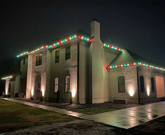 Expert holiday lighting